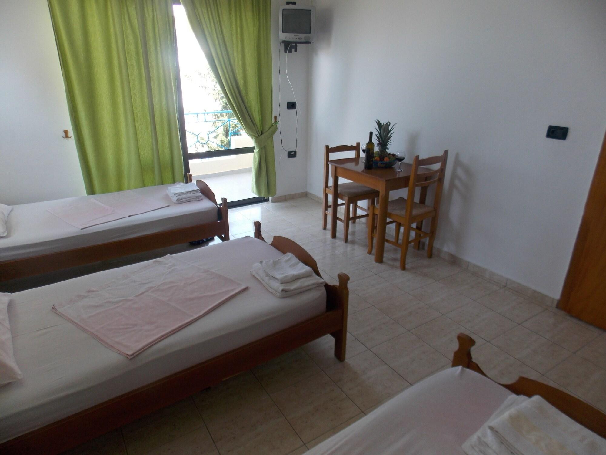 Blue Residence Sarandë 外观 照片
