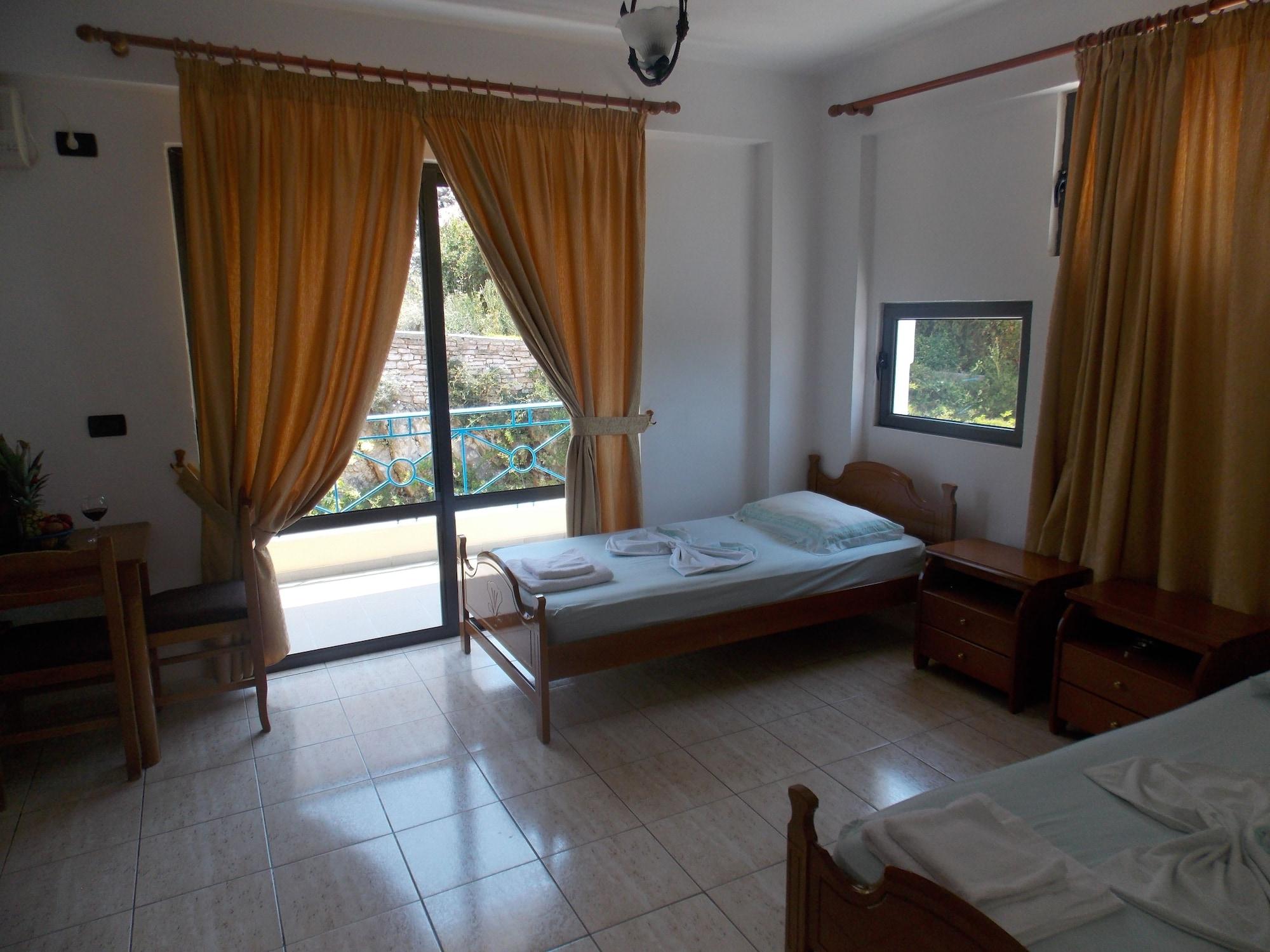 Blue Residence Sarandë 外观 照片
