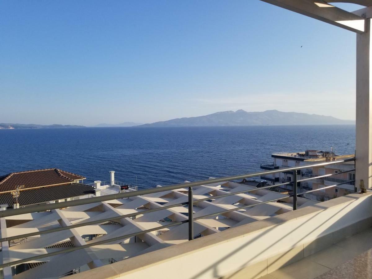Blue Residence Sarandë 外观 照片
